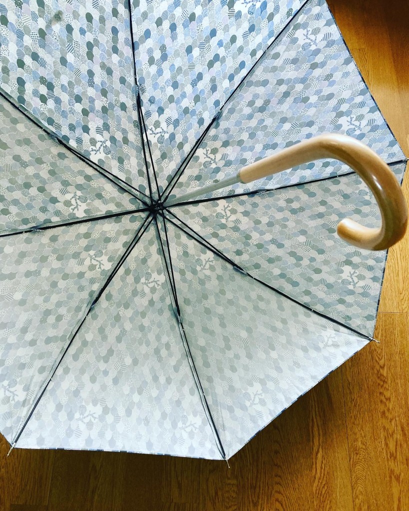  オリジナル雨傘を作りました。